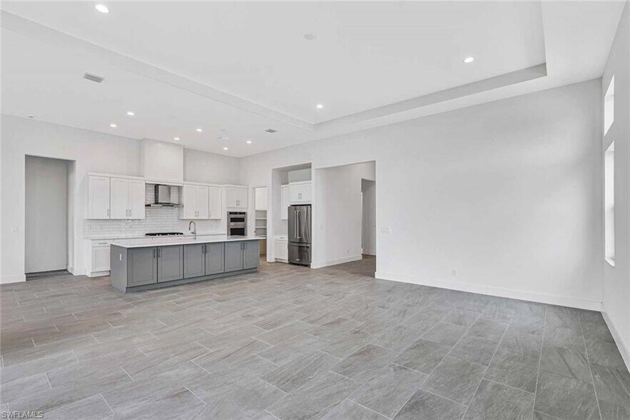 Building Photo - 9073 Wisteria Way