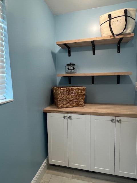 Building Photo - 908 SE 10th St