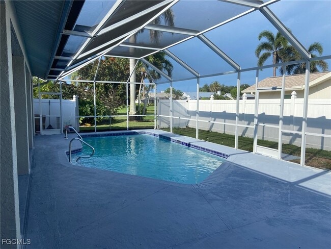 Building Photo - 8860 Banyan Cove Cir