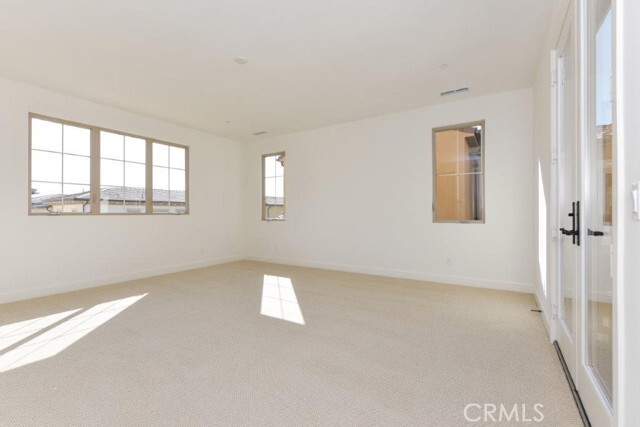 Building Photo - 8 Last Bloom