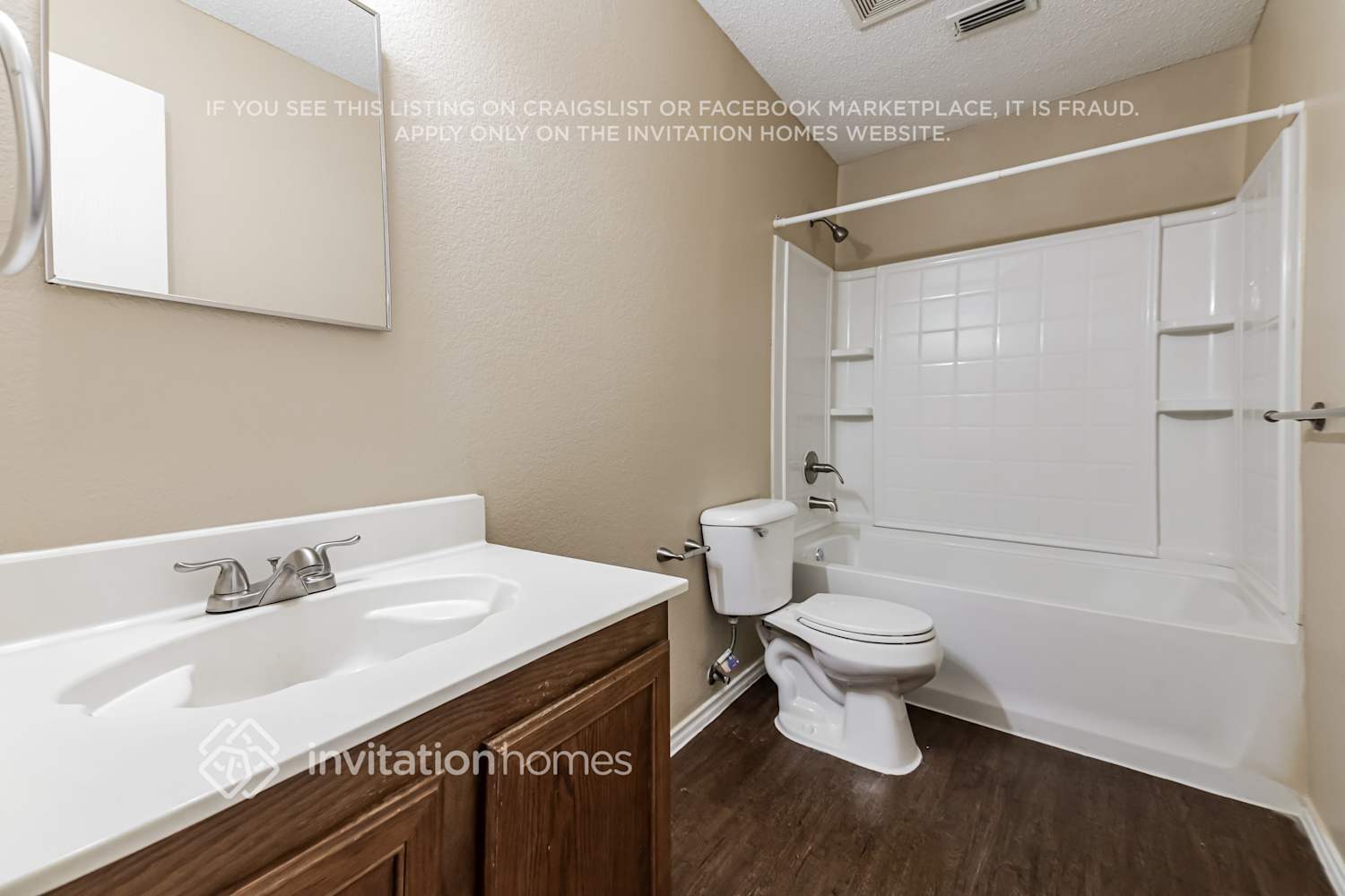 Building Photo - 3450 Post Oak Dr