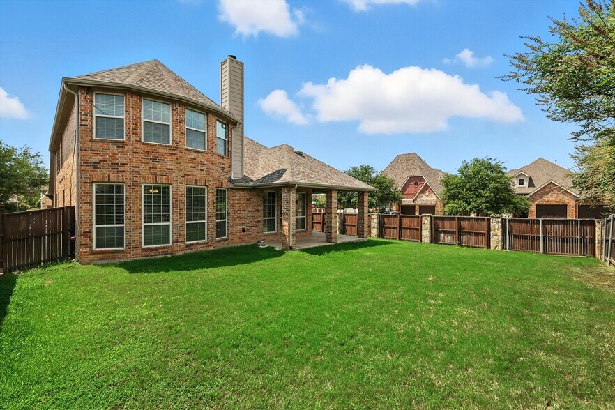 Building Photo - 201 Florence Dr