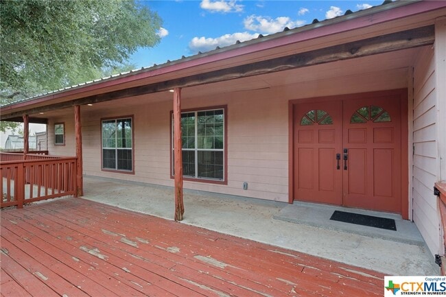 Building Photo - 1310 Scenic View Dr