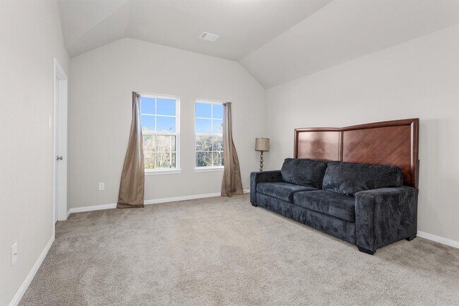 Building Photo - 17685 Martin Crk Ln