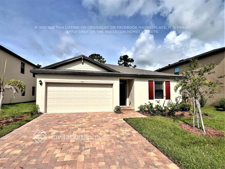Primary Photo - 565 Seaspray Dr