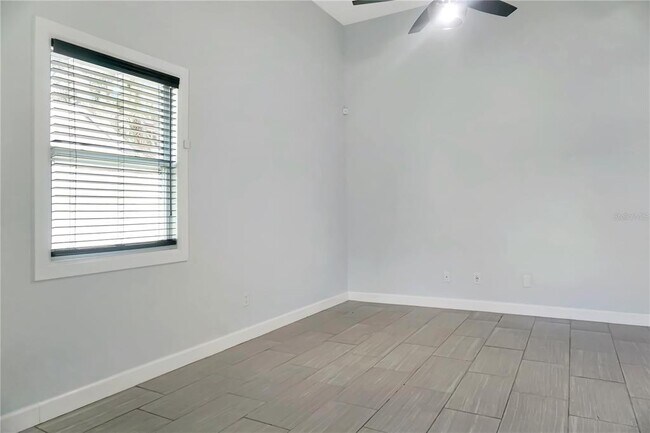 Building Photo - 222 Citrus Dr