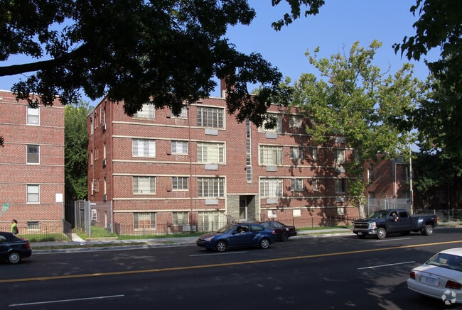 Primary Photo - 6630 Georgia Ave NW