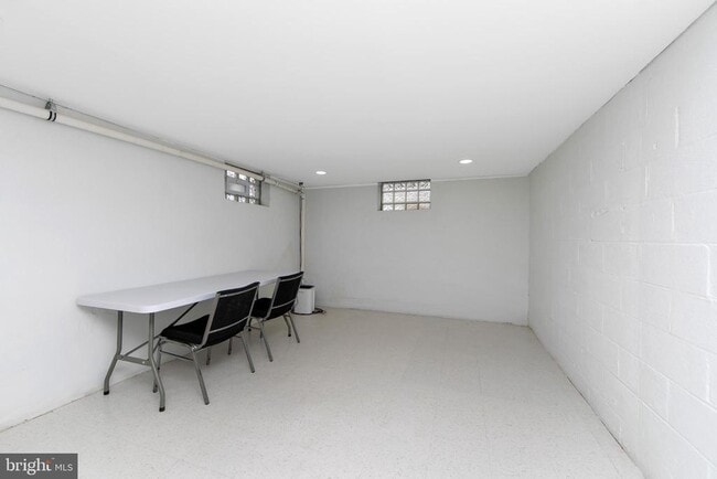 Building Photo - 13 S Black Horse Pike