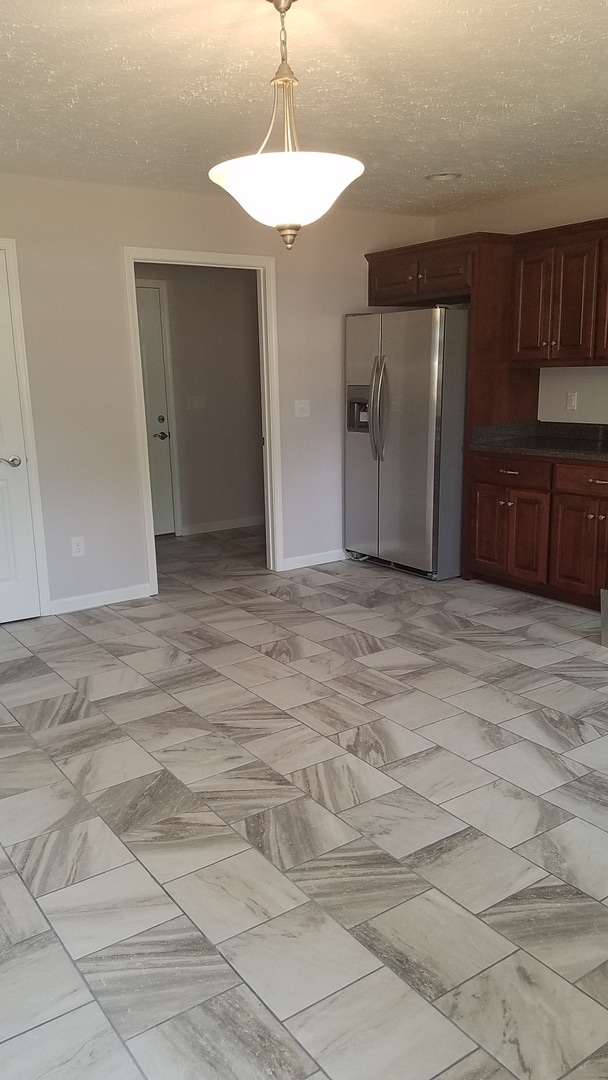 Building Photo - COMING SOON...Gorgeous 3 Bedroom Home Centrally Located in Manchester