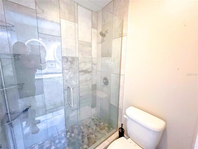 Building Photo - 2601 SW Archer Rd