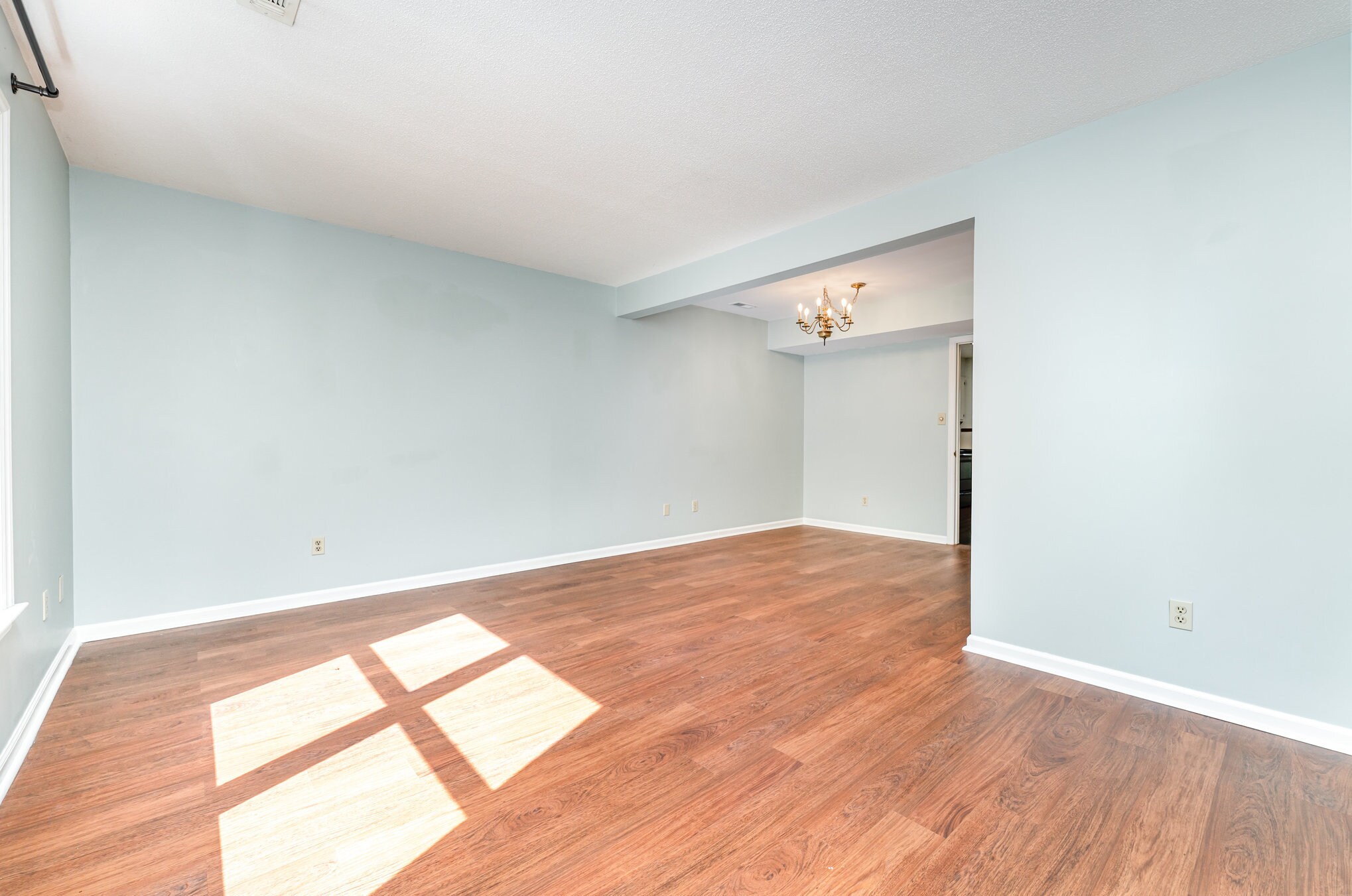 Building Photo - 1605 Budwood Dr