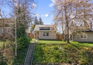 Building Photo - Prime Central Location – Walk to 6th Ave & Proctor Districts