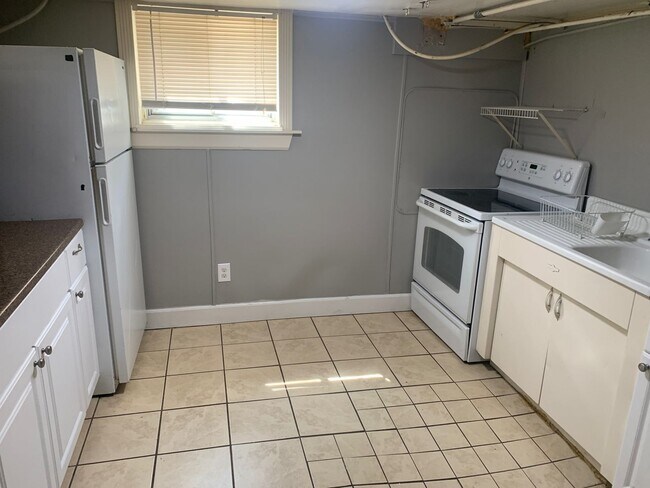 Building Photo - 1857 11th Ave