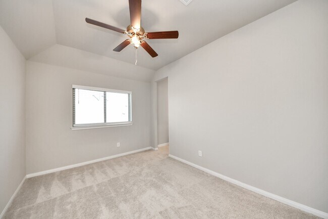 Building Photo - 1930 Waters Branch Dr