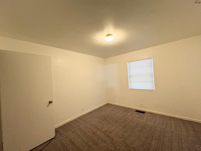 Building Photo - 3912 Gayle Ave