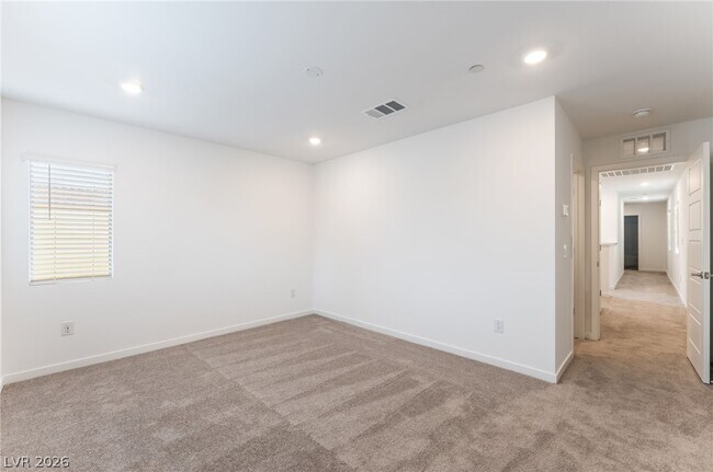 Building Photo - 2112 Abraham Ave
