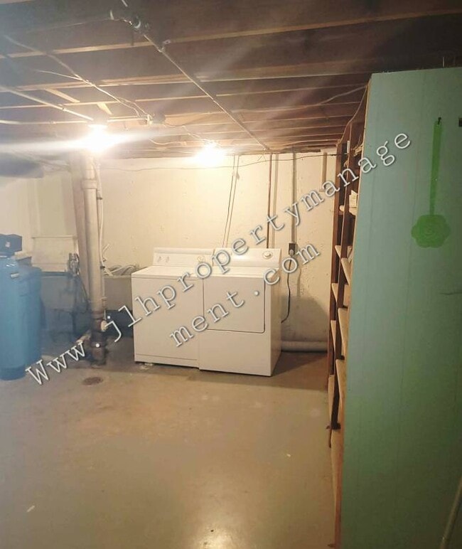 Building Photo - 1511 Winter Dr