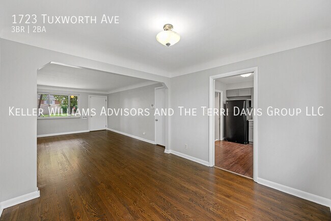 Building Photo - 1723 Tuxworth Ave