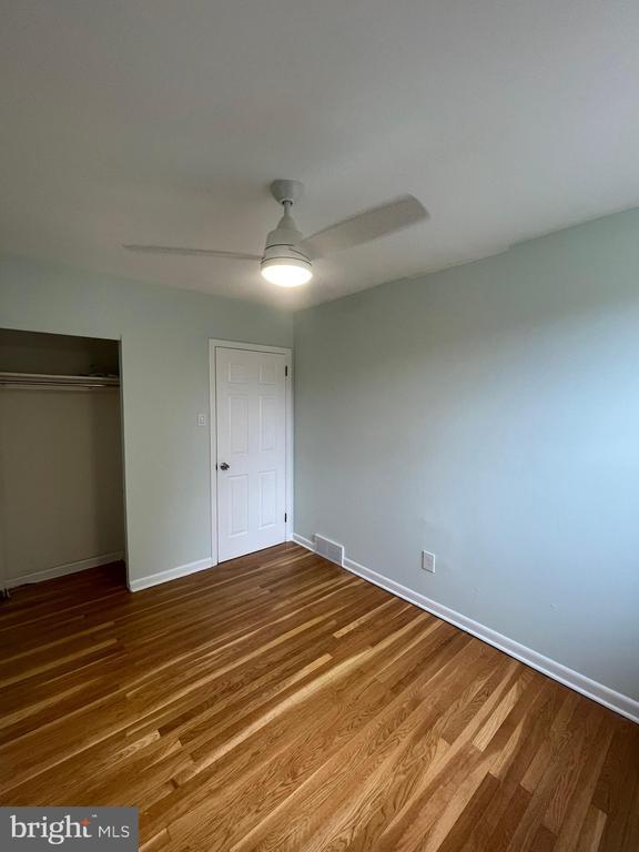 Building Photo - 1230 Napfle Ave