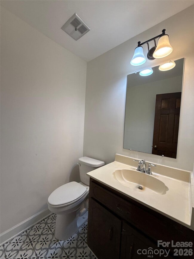 Building Photo - 14301 Hackamore Dr