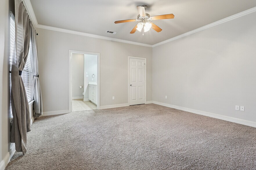 Master Bedroom - 11510 Southfork Ave