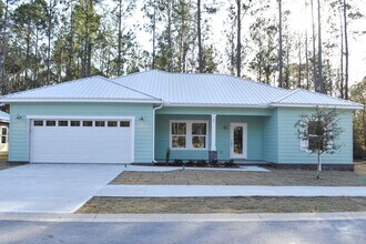 Building Photo - Brand New Custom 3 bedroom 2 bath Craftsman