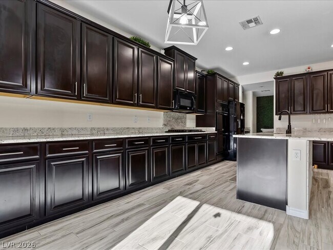 Building Photo - 12437 Mosticone Way
