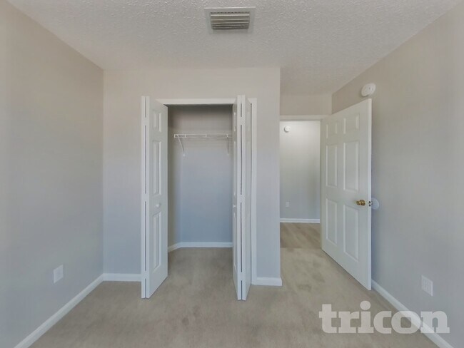 Building Photo - 585 Fallen Timbers Dr