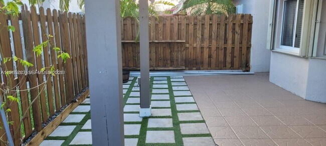 Building Photo - 8331 SW 124th Ave.