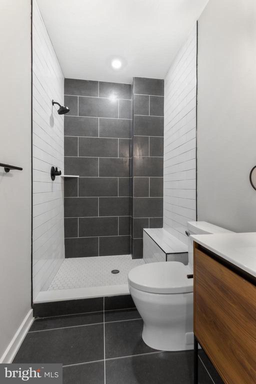 Building Photo - 919 N 15th St