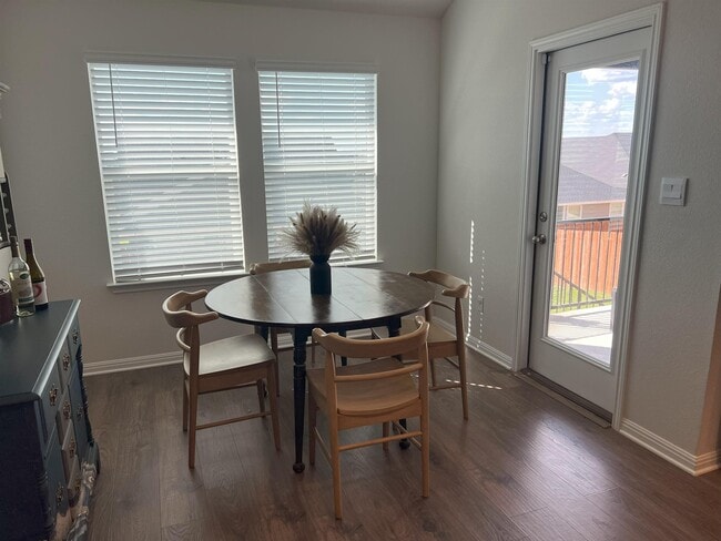 Building Photo - 248 Lone Cedar Rd