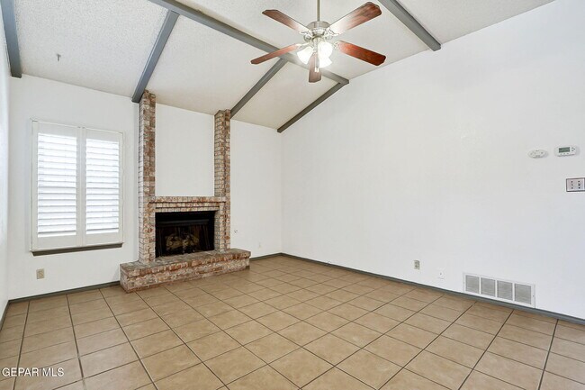 Building Photo - 6032 Belladonna Cir