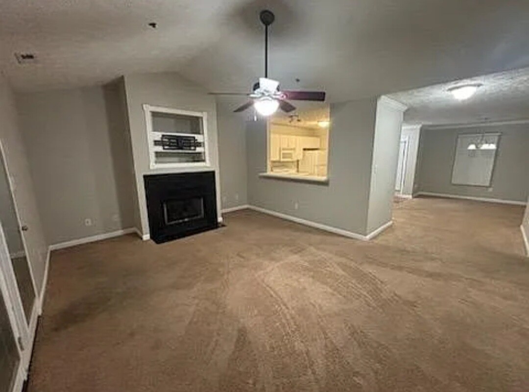 Building Photo - 360 Bubble Creek Ct