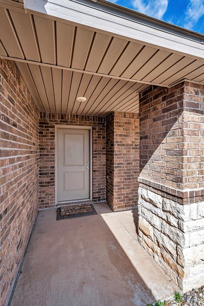 Building Photo - 9115 Ratliff Rdg