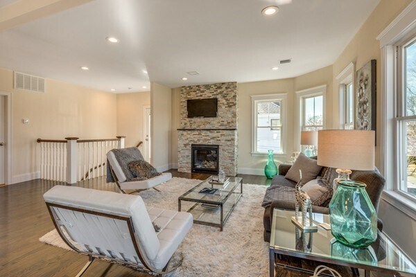 Building Photo - 107 Warren St