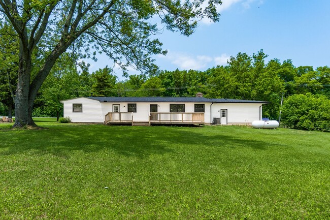 Building Photo - London Property