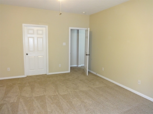 Building Photo - 2610 Dawn River Ln