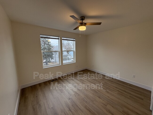 Building Photo - 2020 Towner Ave SW