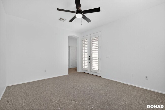 Building Photo - 7742 E Los Gatos Dr