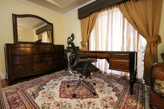 Building Photo - 2099 Greenview Cove Dr