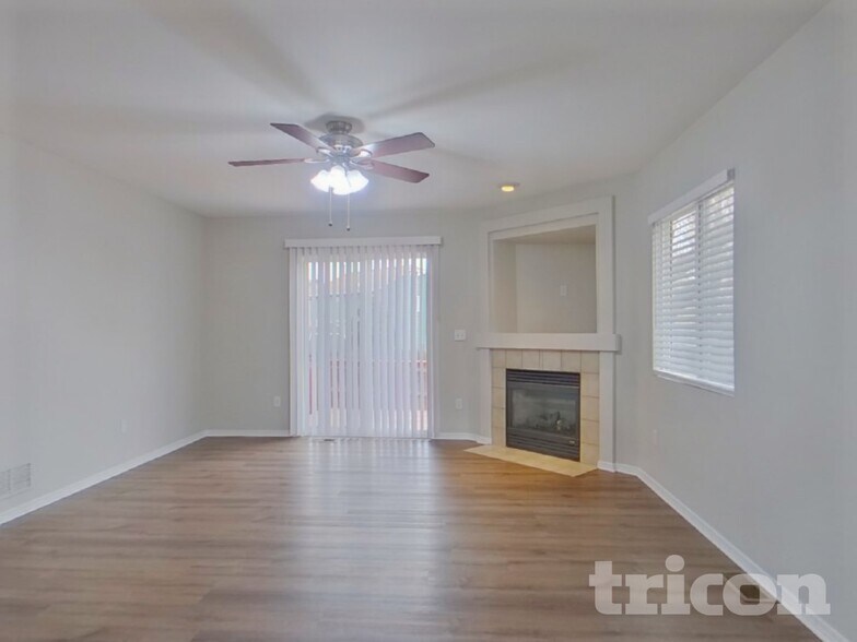 Building Photo - 8095 Oliver Rd