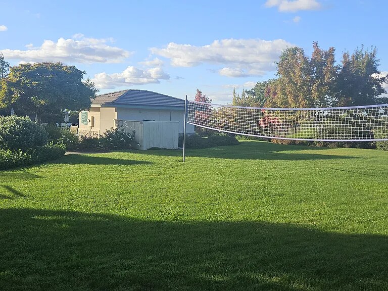 Building Photo - 3004 Fox Hill Dr