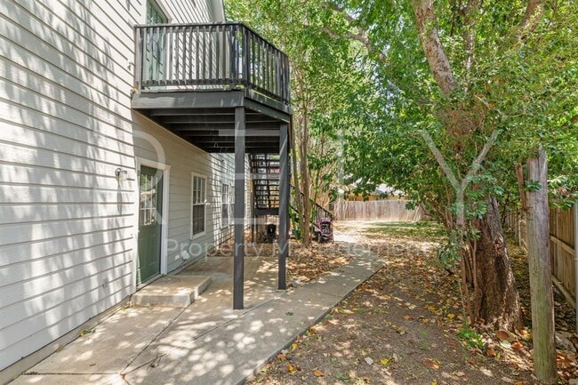 Building Photo - 2908 Whisper Oaks Ln