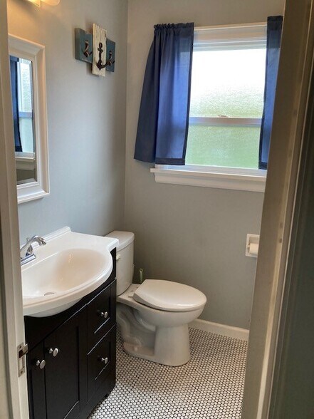 Building Photo - 1522 S 6th St