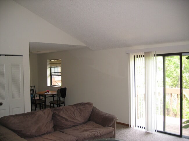 Building Photo - 2859 Shadow Creek Dr