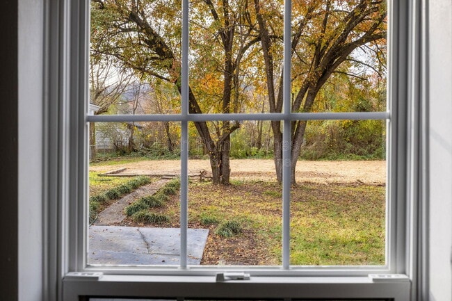 Building Photo - 1531 Wilson Rd