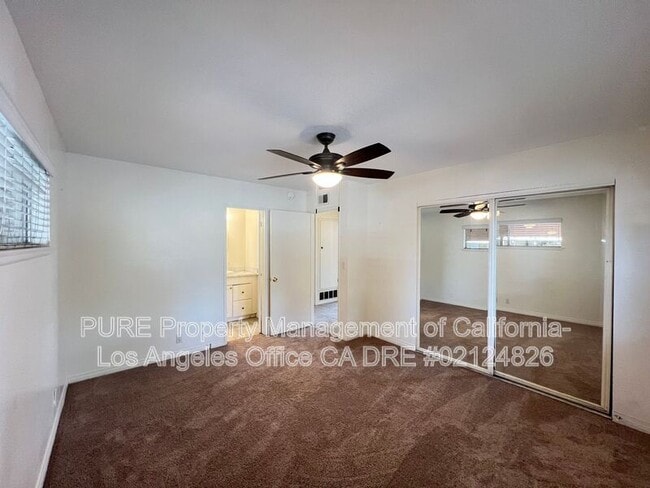 Building Photo - 21409 Dolores St
