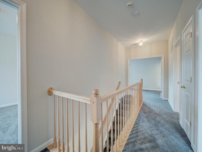 Building Photo - 6311 Hot Spring Ln