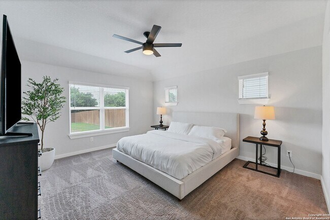 Building Photo - 4323 W Vasquez Cir