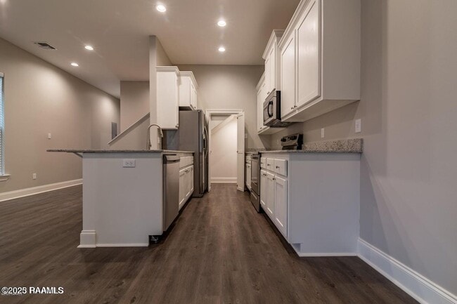 Building Photo - 108 Millie Park Dr